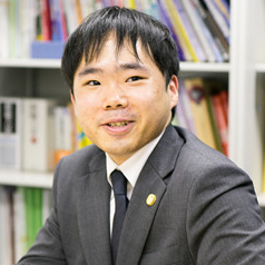 弁護士 加藤 誠実